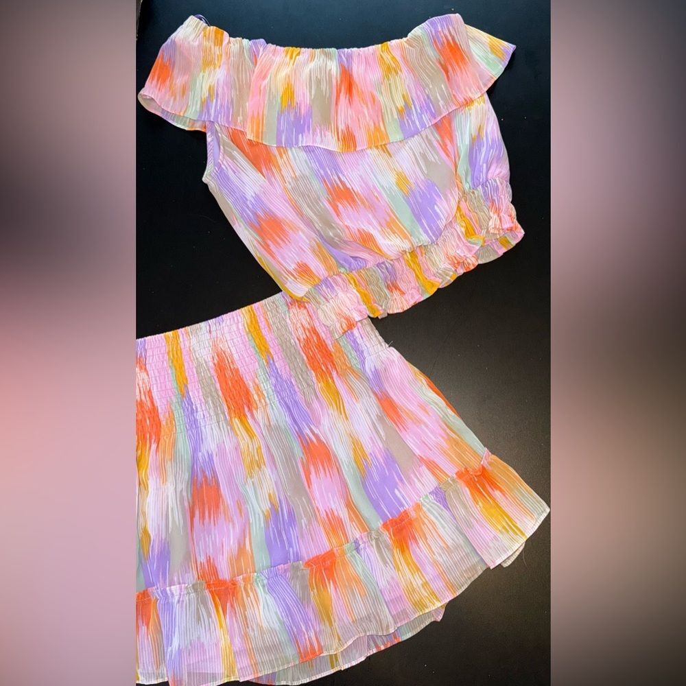 Aqua Women Shirred Abstract Print 2 PC set One Shoulder Crop top & Mini Skirt XS